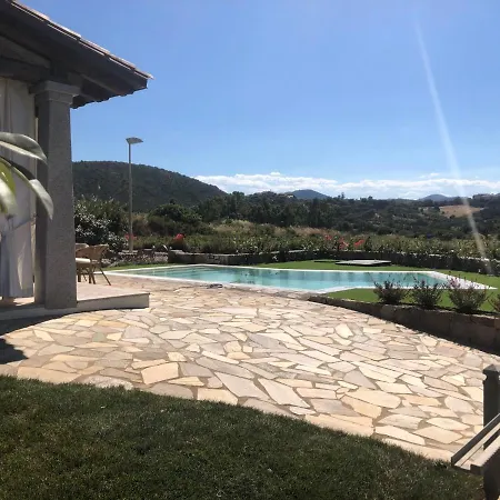 I Villini Di Baia Sant'anna Apartment