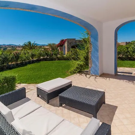 I Villini Di Baia Sant'anna Apartment *