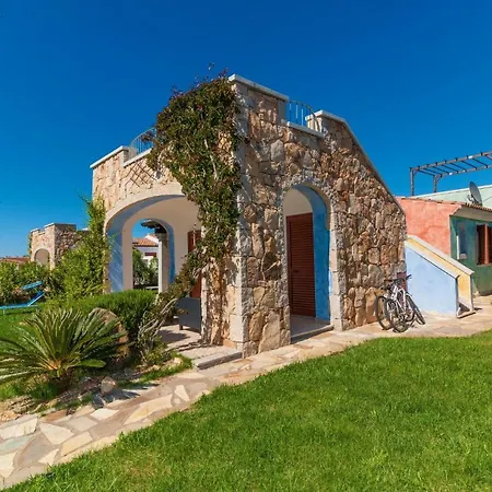 I Villini Di Baia Sant'anna * Budoni